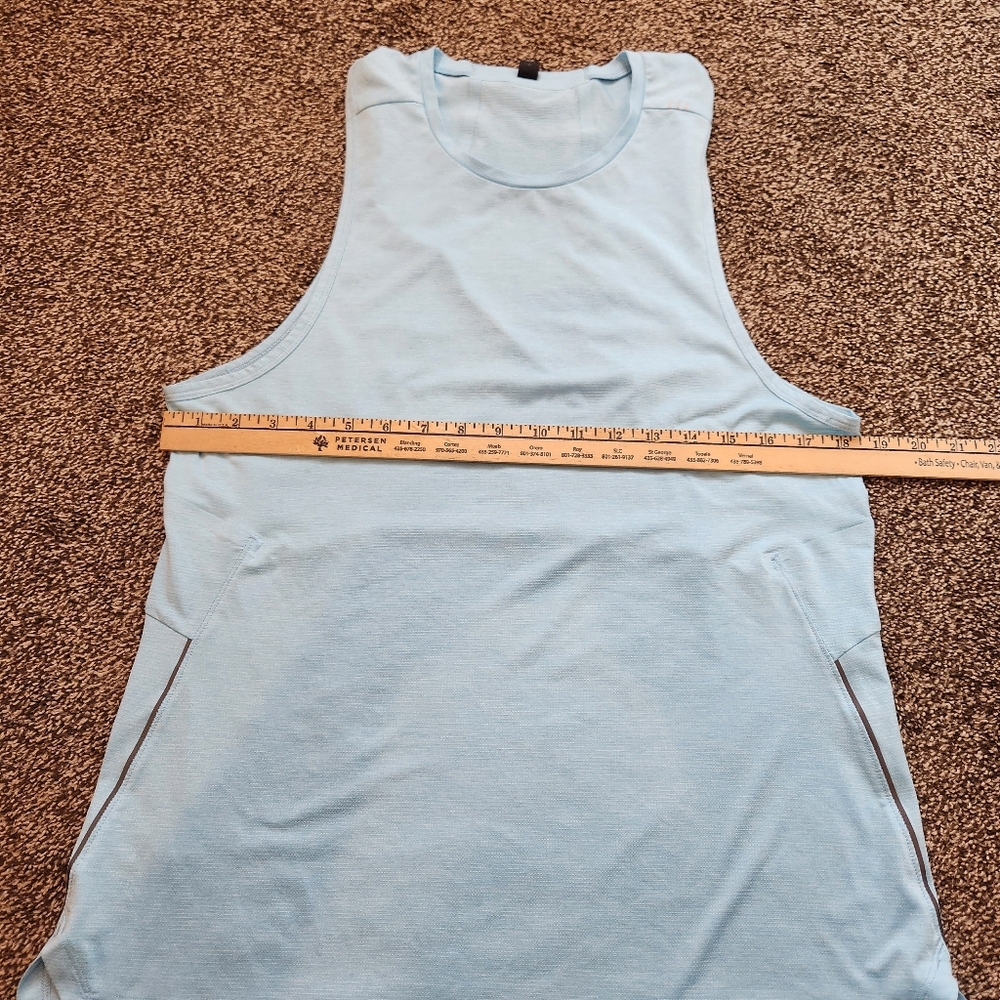 Lululemon Men's Fast & Free Tank Size Medium - Picture 5 of 6